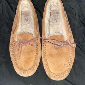 Women Tan Suede Moccasins size 8